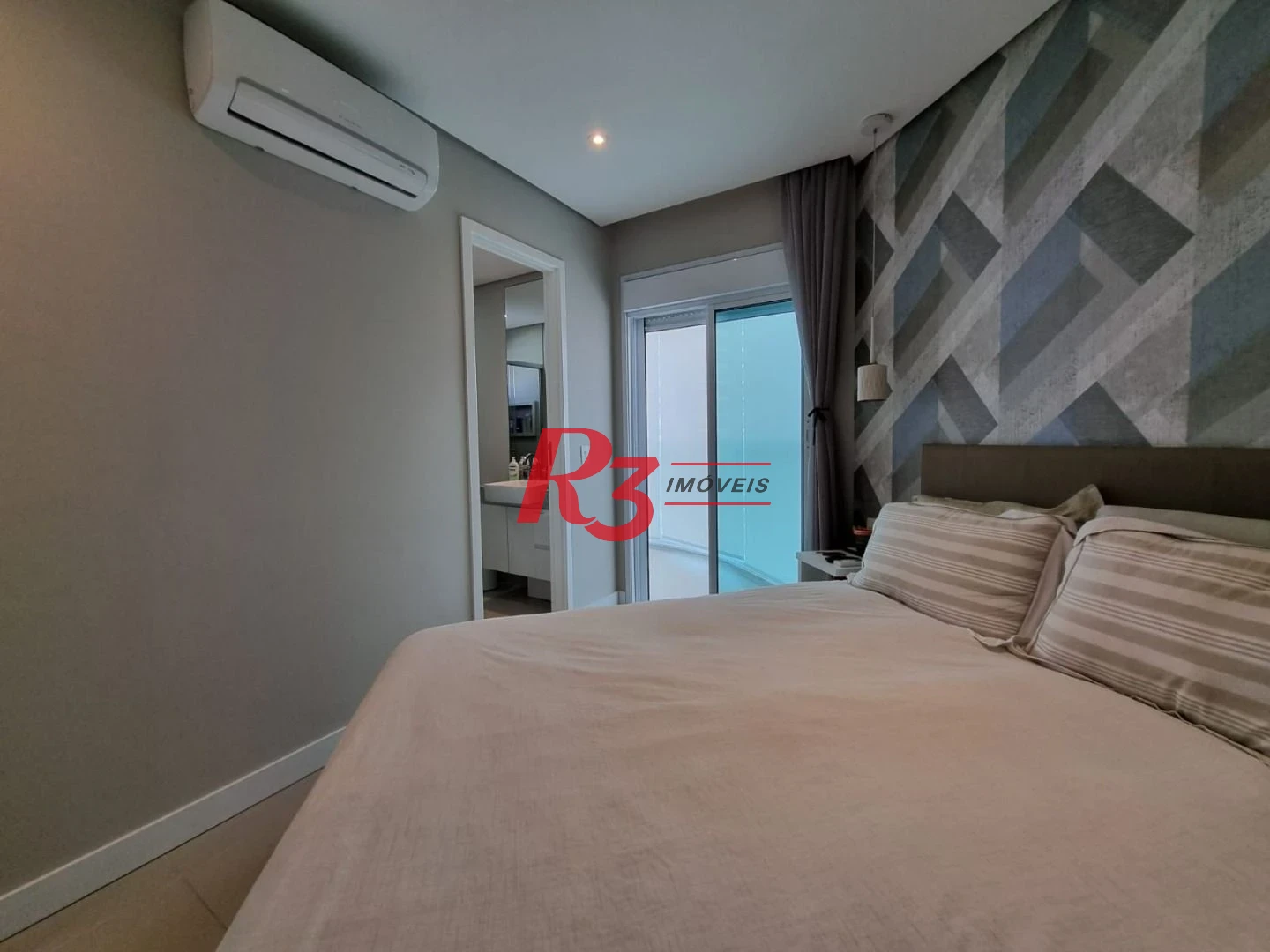 Apartamento com 2 dormitórios à venda, 68 m² por R$ 1.165.900,00 - Pompéia - Santos/SP