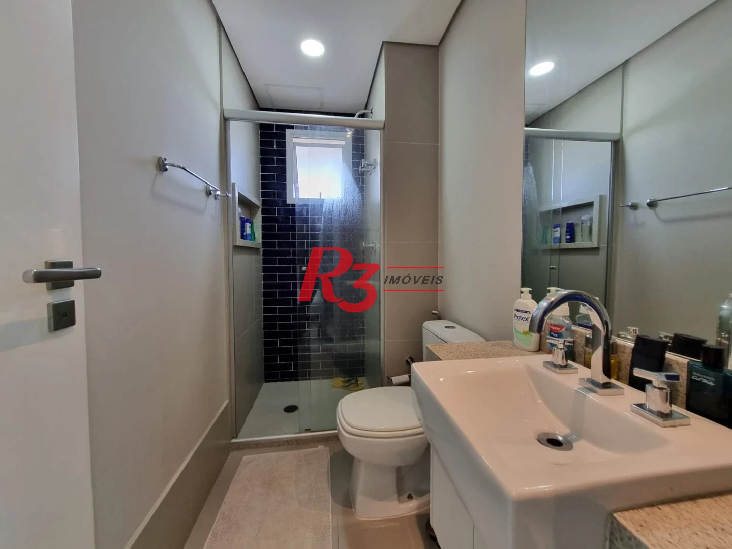 Apartamento com 2 dormitórios à venda, 68 m² por R$ 1.165.900,00 - Pompéia - Santos/SP
