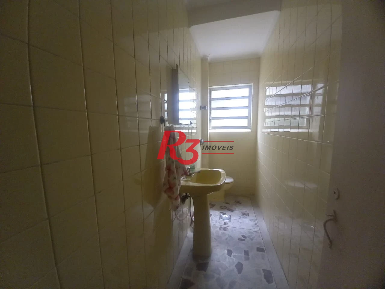 Sobrado com 4 dormitórios para alugar, 227 m² por R$ 12.000,00/mês - Boqueirão - Santos/SP