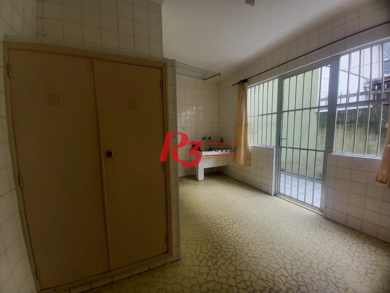 Sobrado com 4 dormitórios para alugar, 227 m² por R$ 12.000,00/mês - Boqueirão - Santos/SP
