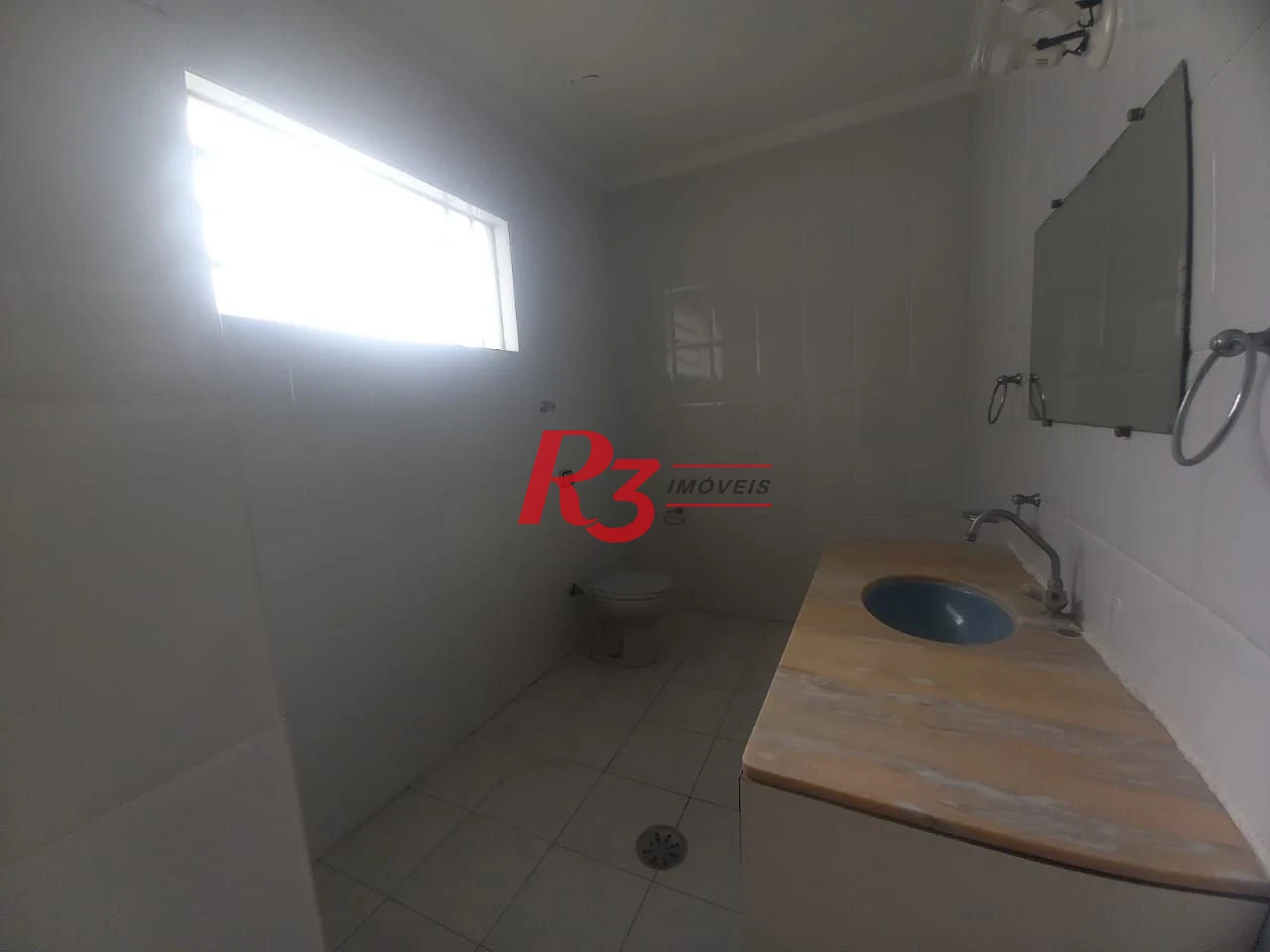 Sobrado com 4 dormitórios para alugar, 227 m² por R$ 12.000,00/mês - Boqueirão - Santos/SP