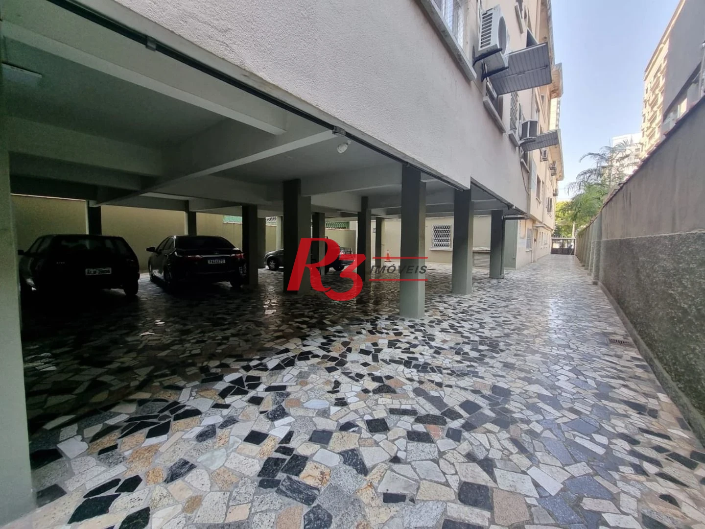 Apartamento com 2 dormitórios à venda, 80 m² por R$ 417.000,00 - Boqueirão - Santos/SP