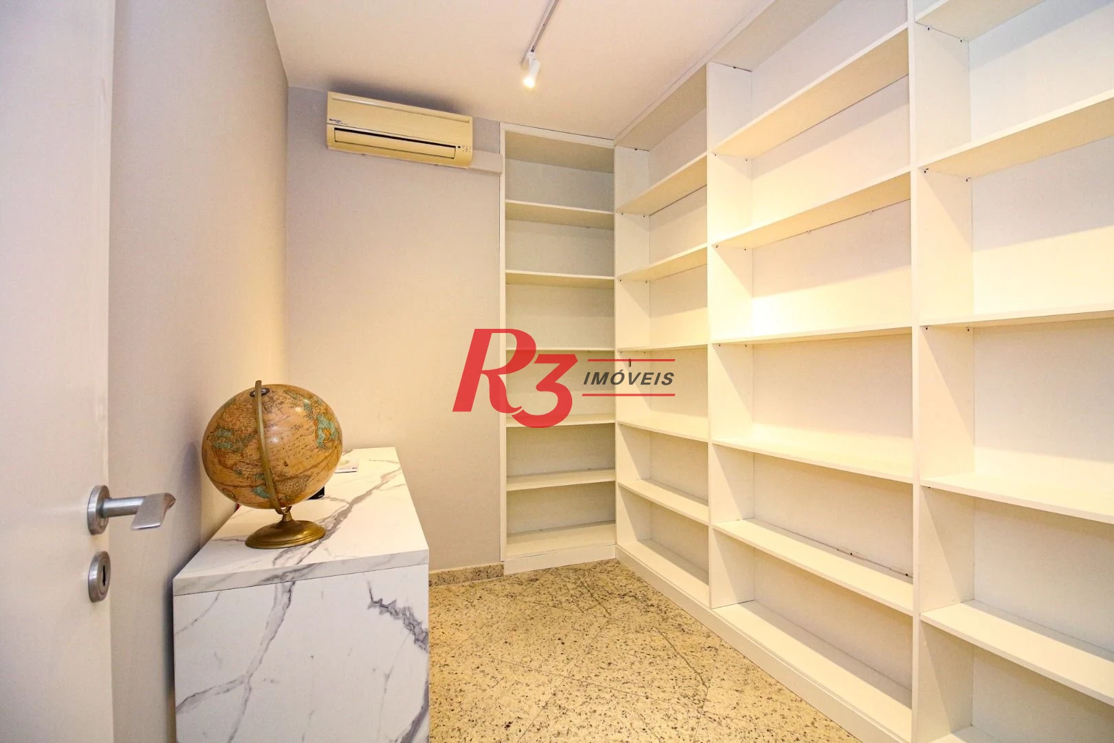 Apartamento à venda, 232 m² por R$ 4.190.000,00 - Embaré - Santos/SP