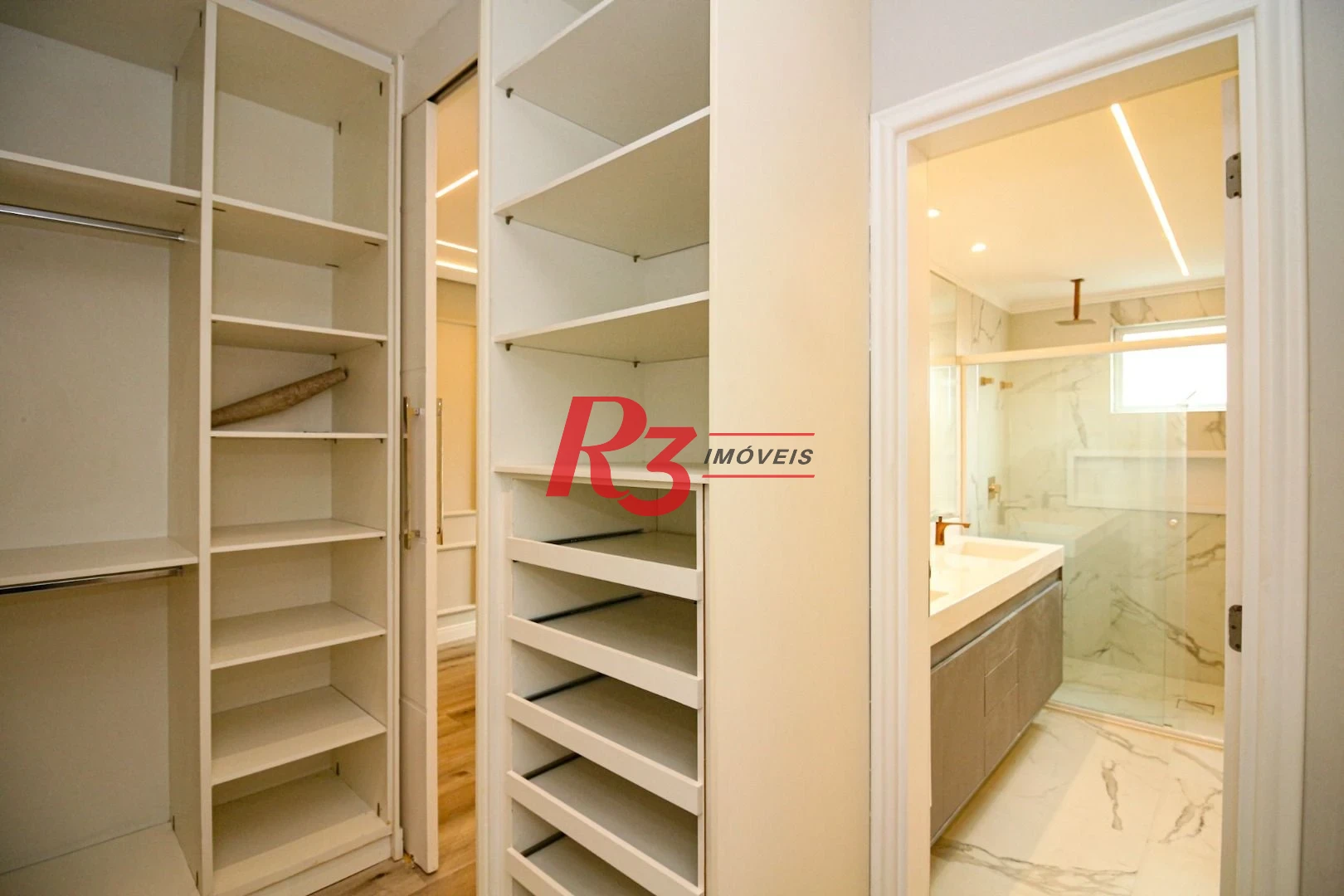 Apartamento à venda, 232 m² por R$ 4.190.000,00 - Embaré - Santos/SP