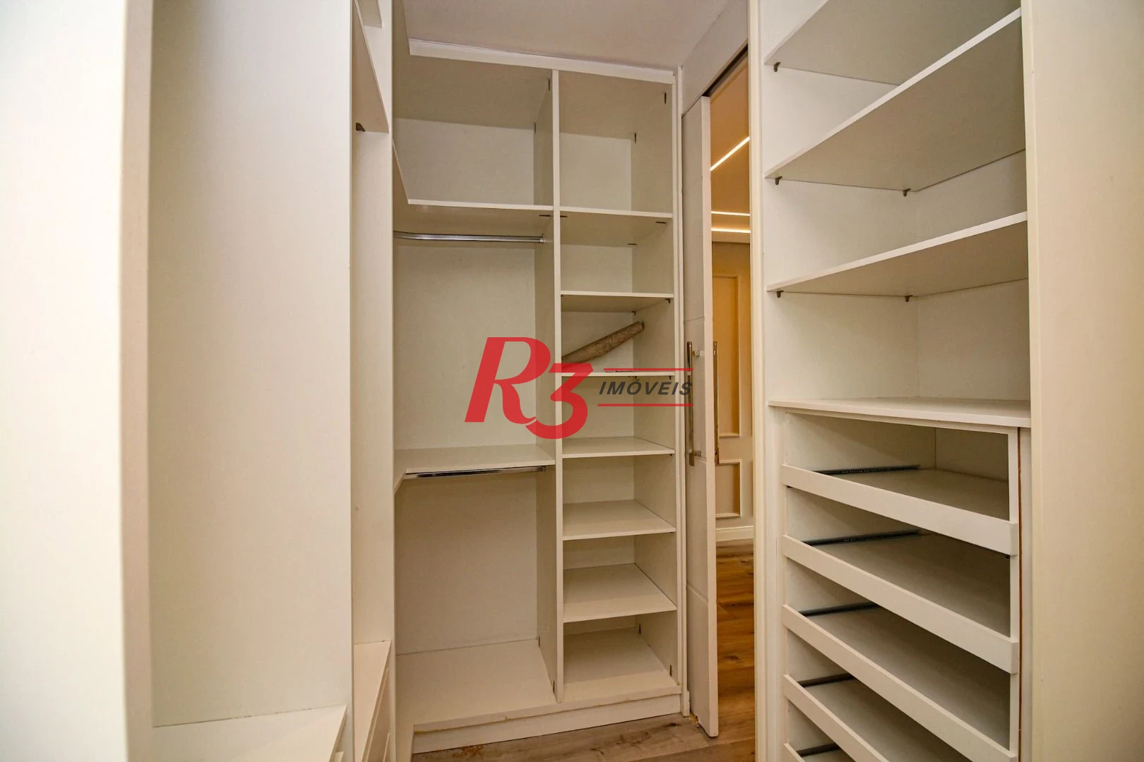 Apartamento à venda, 232 m² por R$ 4.190.000,00 - Embaré - Santos/SP