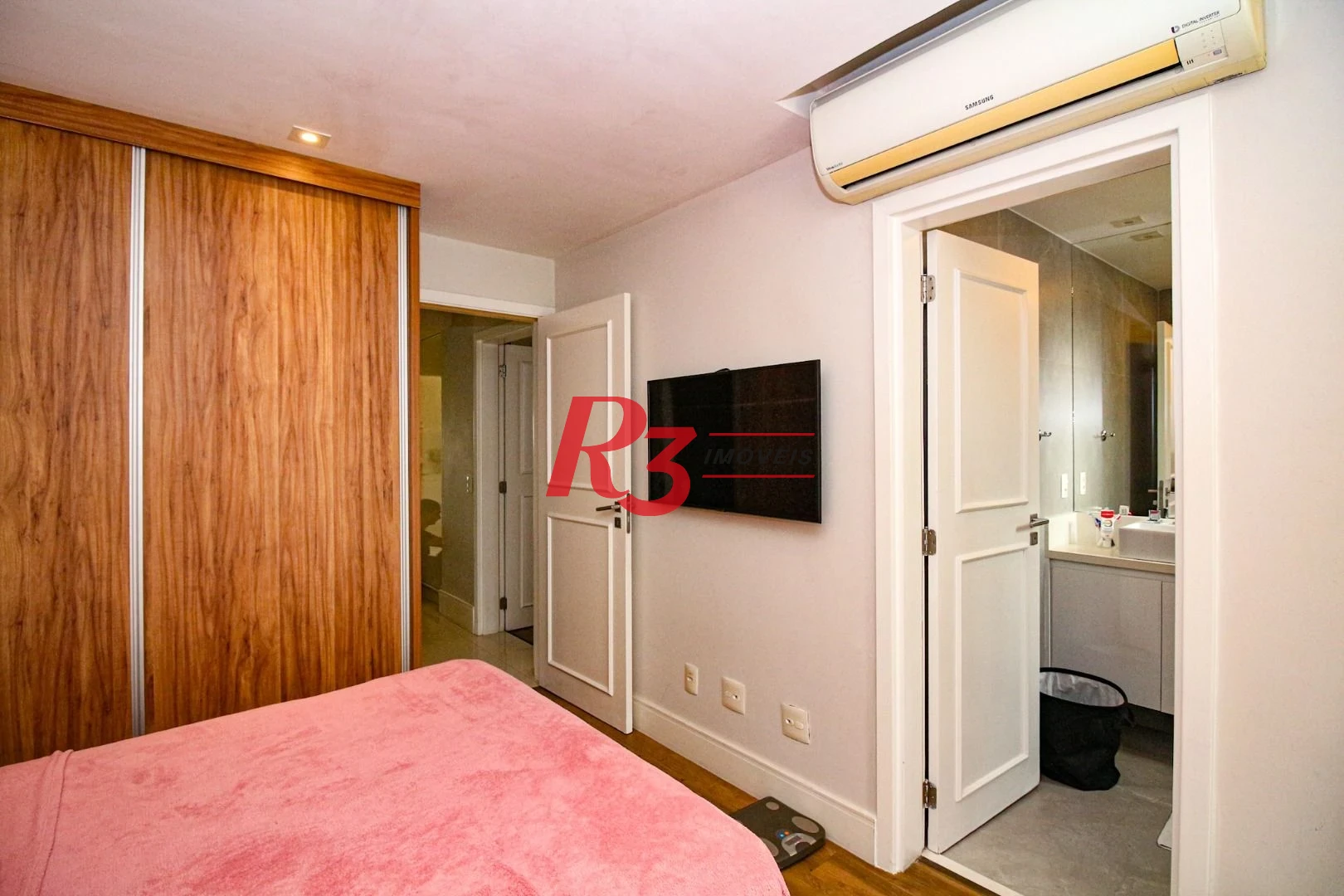 Apartamento, 228 m² - venda por R$ 3.800.000,00 ou aluguel por R$ 26.000,00/mês - Gonzaga - Santos/SP