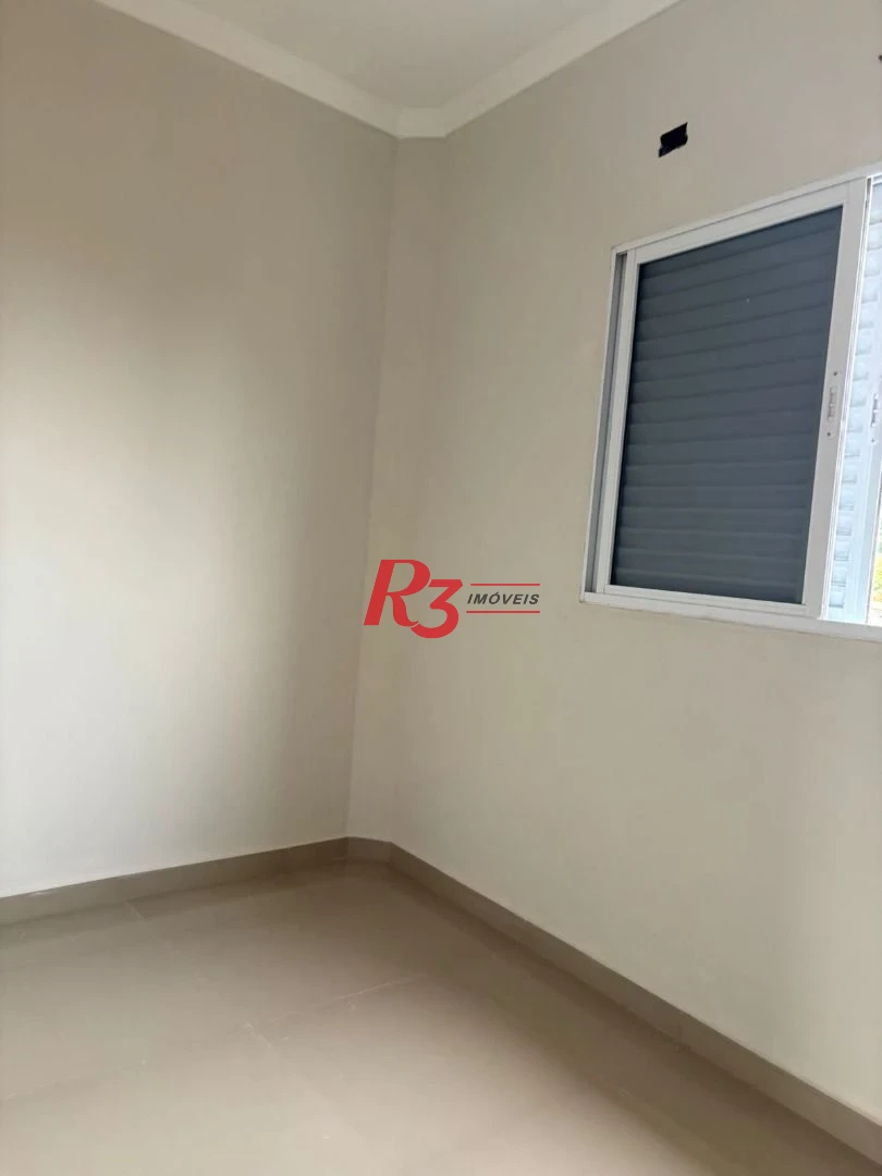 Casa com 2 dormitórios à venda, 80 m² por R$ 375.000,00 - Areia Branca - Santos/SP