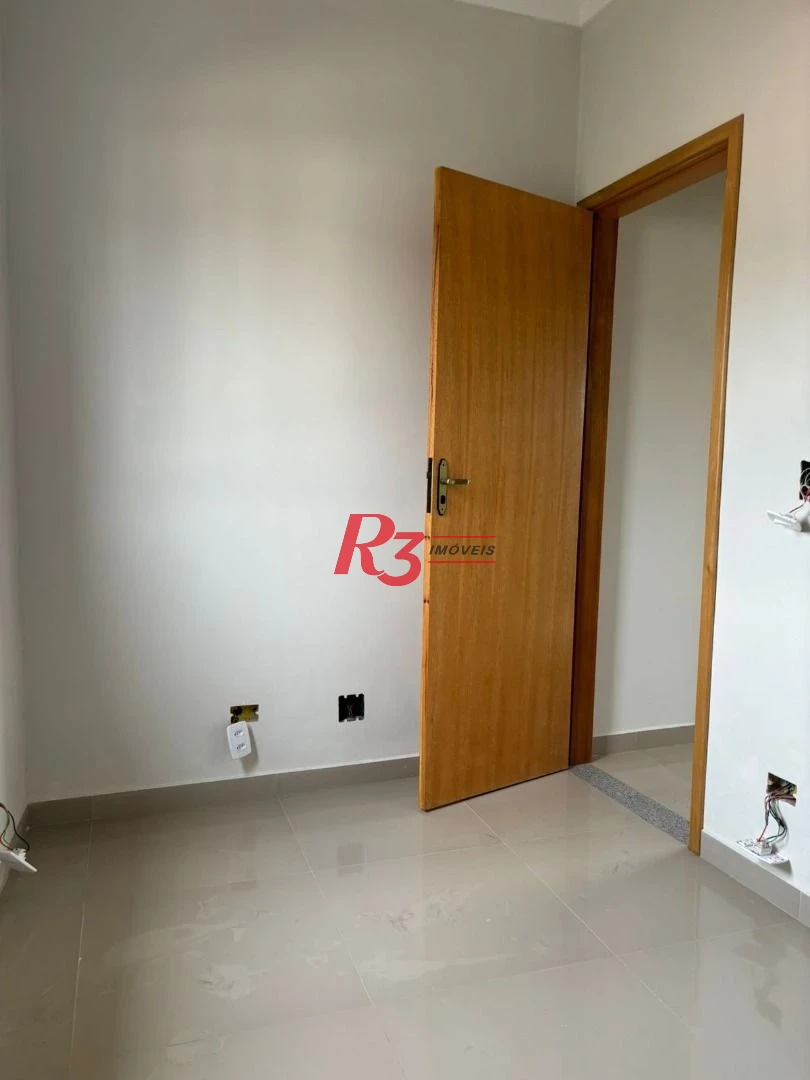 Casa com 2 dormitórios à venda, 80 m² por R$ 375.000,00 - Areia Branca - Santos/SP