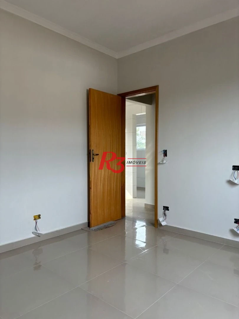 Casa com 2 dormitórios à venda, 80 m² por R$ 375.000,00 - Areia Branca - Santos/SP