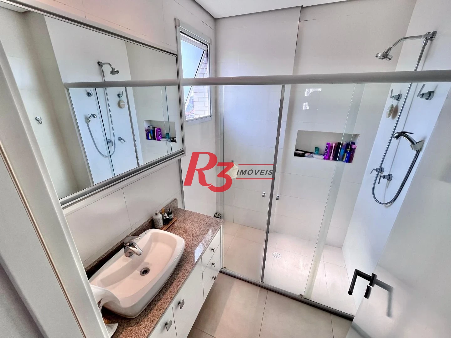 Apartamento com 2 dormitórios à venda, 85 m² por R$ 925.000,00 - Marapé - Santos/SP
