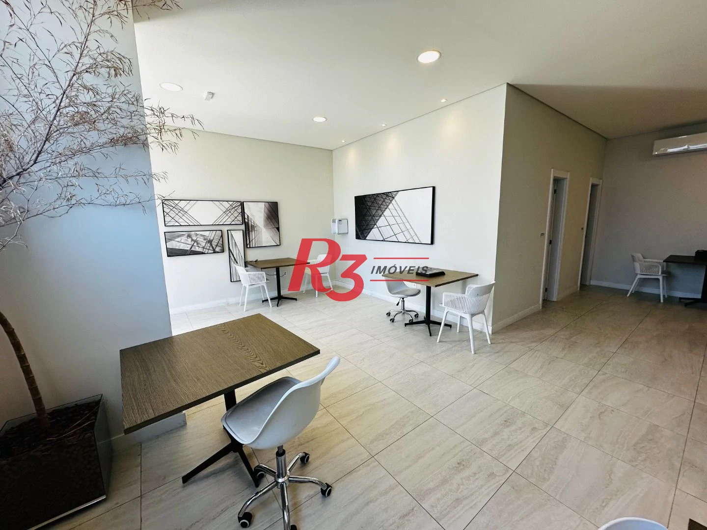 Apartamento com 2 dormitórios à venda, 62 m² por R$ 756.000,00 - Marapé - Santos/SP