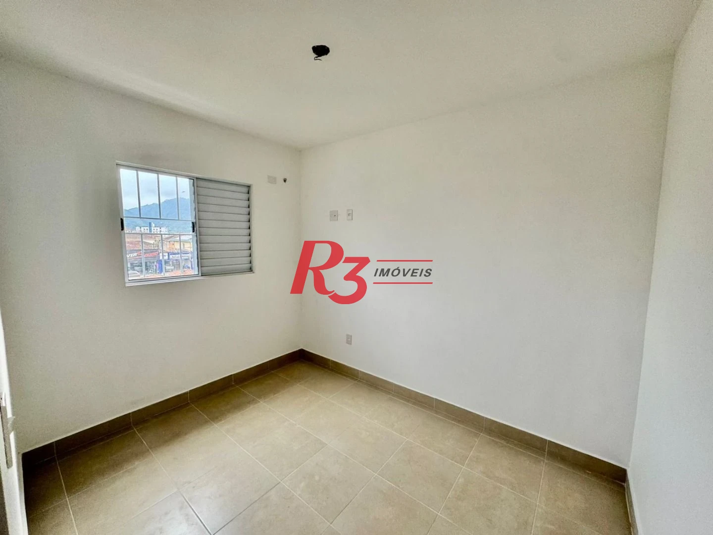 Apartamento com 2 dormitórios à venda, 65 m² por R$ 299.000,00 - Vila Valença - São Vicente/SP