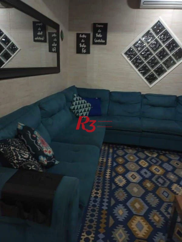 Casa com 3 dormitórios à venda, 265 m² por R$ 744.000,00 - Chico de Paula - Santos/SP