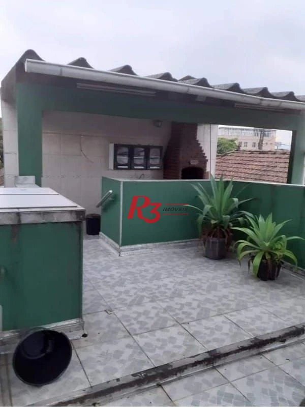 Casa com 3 dormitórios à venda, 265 m² por R$ 744.000,00 - Chico de Paula - Santos/SP