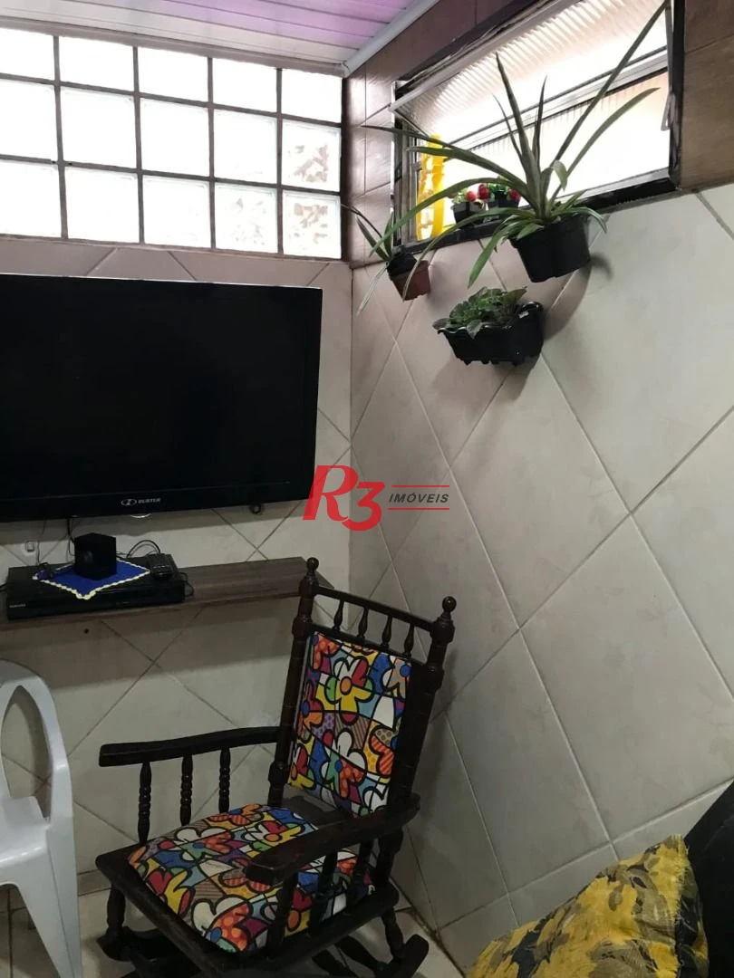 Casa com 2 dormitórios à venda, 61 m² por R$ 250.000,00 - Vila Voturuá - São Vicente/SP