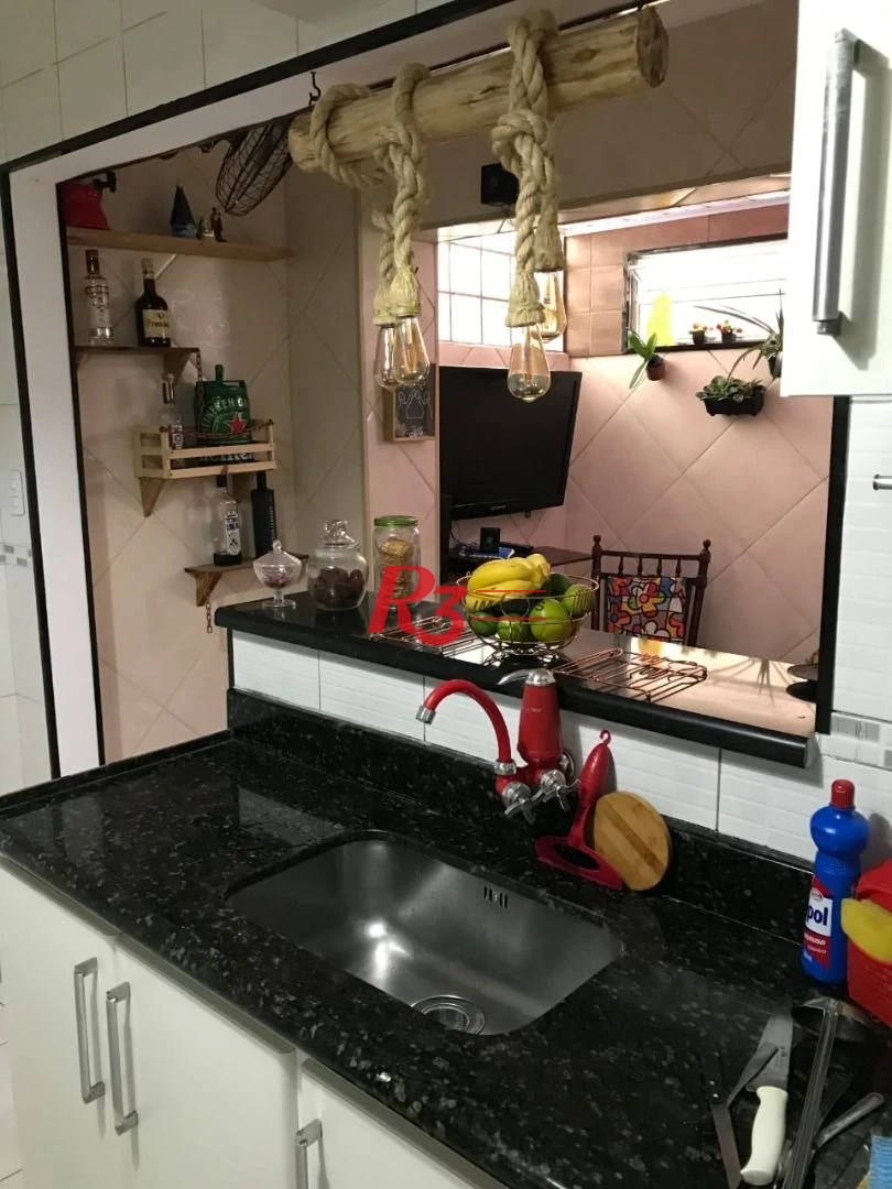 Casa com 2 dormitórios à venda, 61 m² por R$ 250.000,00 - Vila Voturuá - São Vicente/SP