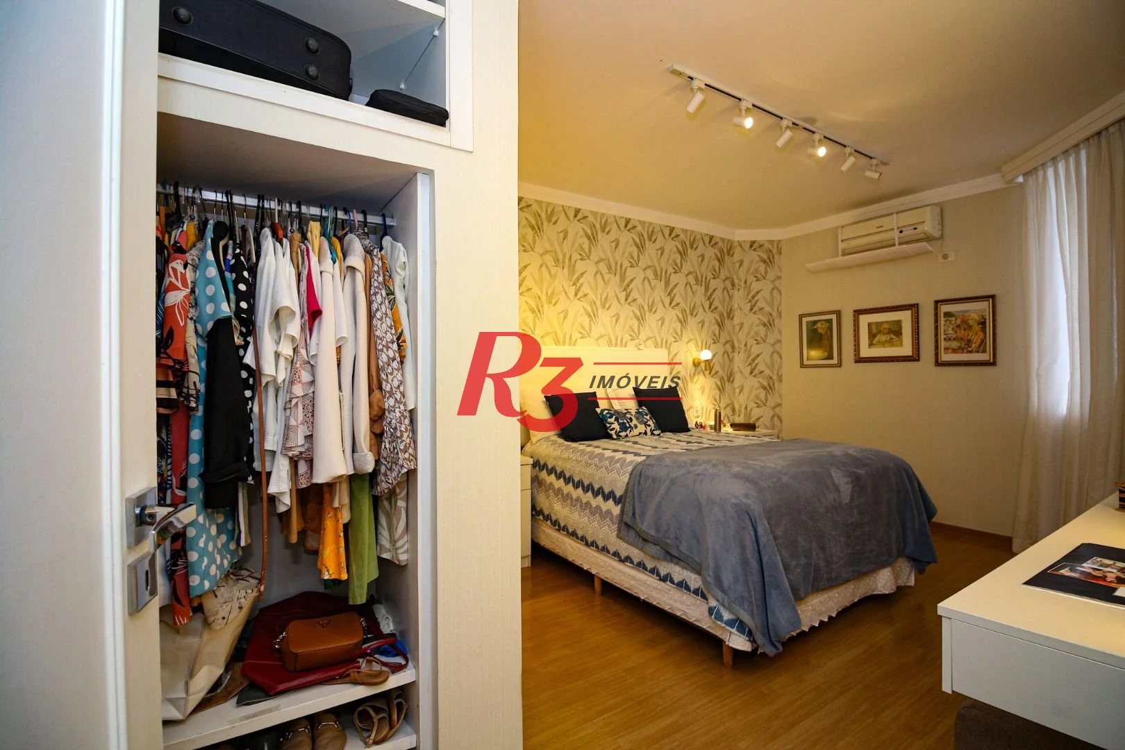 Apartamento com 3 quartos 1 suíte à venda,  Aparecida - Santos/SP