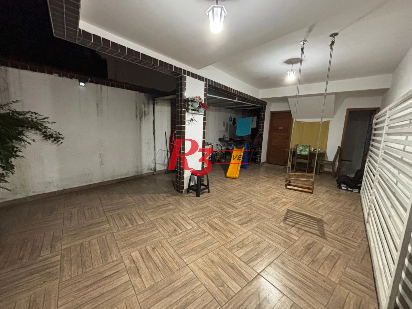Sobrado à venda, 117 m² por R$ 600.000,00 - Macuco - Santos/SP