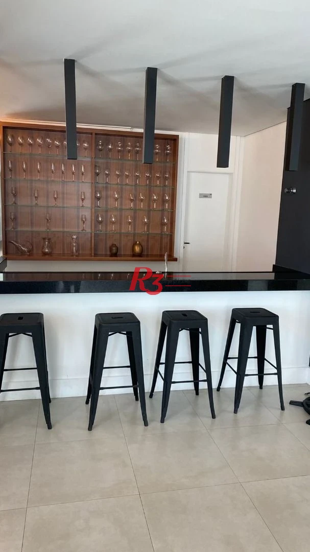 Apartamento com 1 dormitório à venda, 48 m² por R$ 550.000,00 - José Menino - Santos/SP