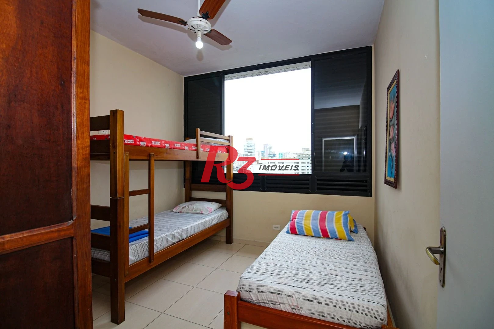 Apartamento com 2 dormitórios à venda, 80 m² por R$ 750.000,00 - Gonzaga - Santos/SP