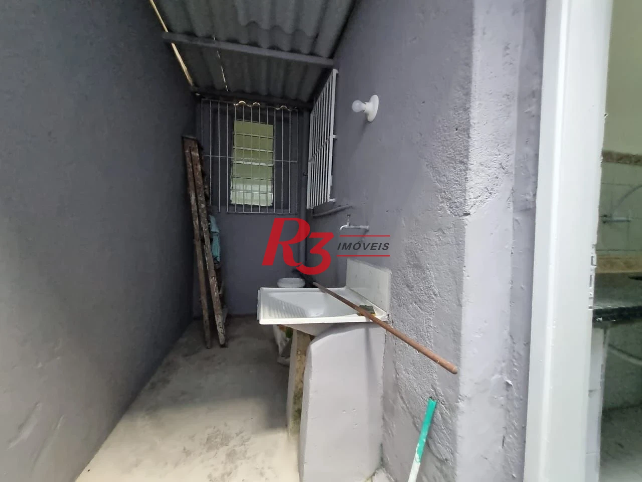 Casa com 2 dormitórios para alugar, 80 m² por R$ 2.500,01/mês - Vila Matias - Santos/SP