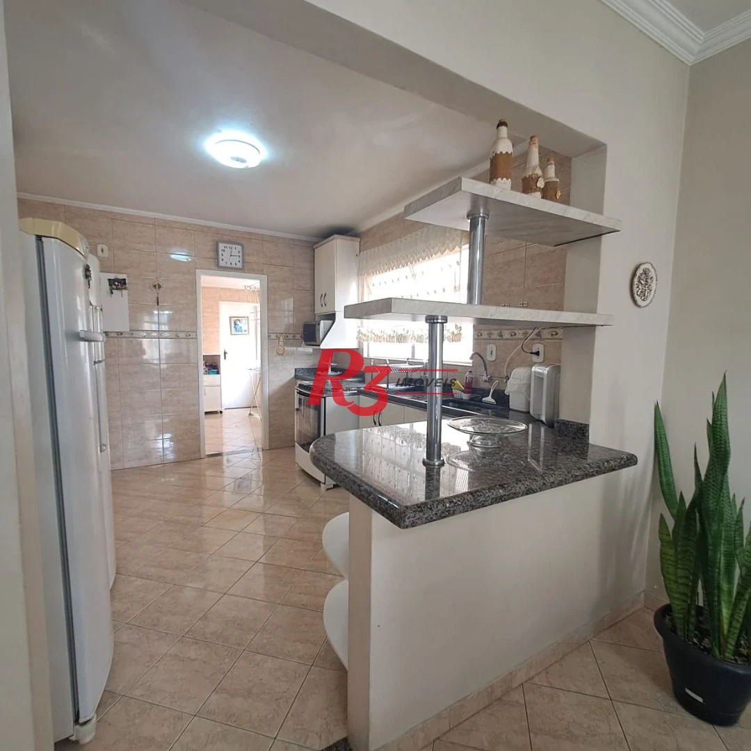 Apartamento com 3 dormitórios à venda, 150 m² por R$ 775.000,00 - Ponta da Praia - Santos/SP