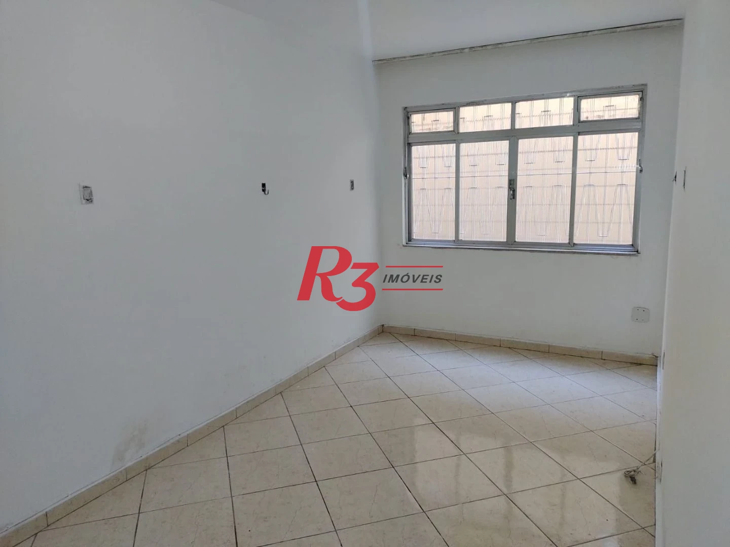 Apartamento com 2 dormitórios à venda, 110 m² por R$ 380.000,00 - Boqueirão - Santos/SP