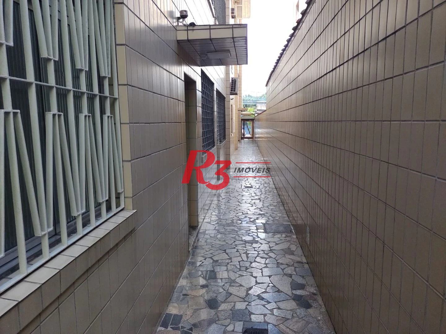 Apartamento com 2 dormitórios à venda, 110 m² por R$ 380.000,00 - Boqueirão - Santos/SP