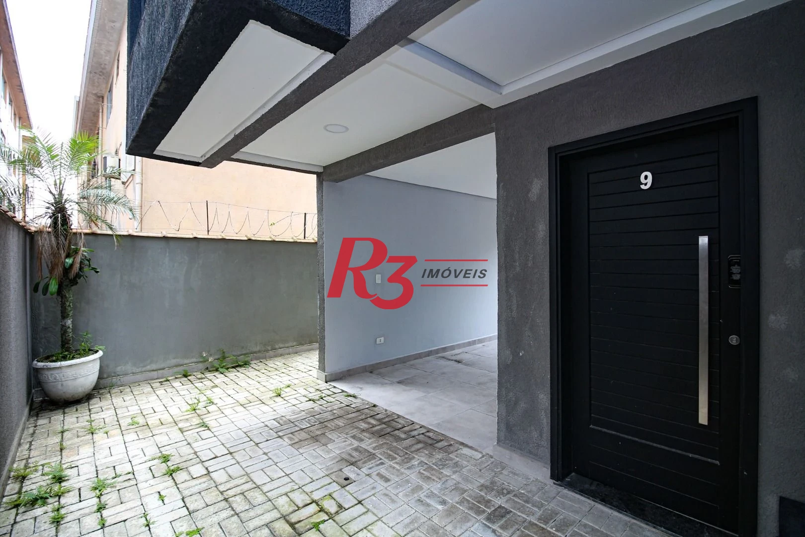 Sobrado com 2 dormitórios, 98 m² - venda por R$ 690.000,00 ou aluguel por R$ 5.500,00/mês - Marapé - Santos/SP