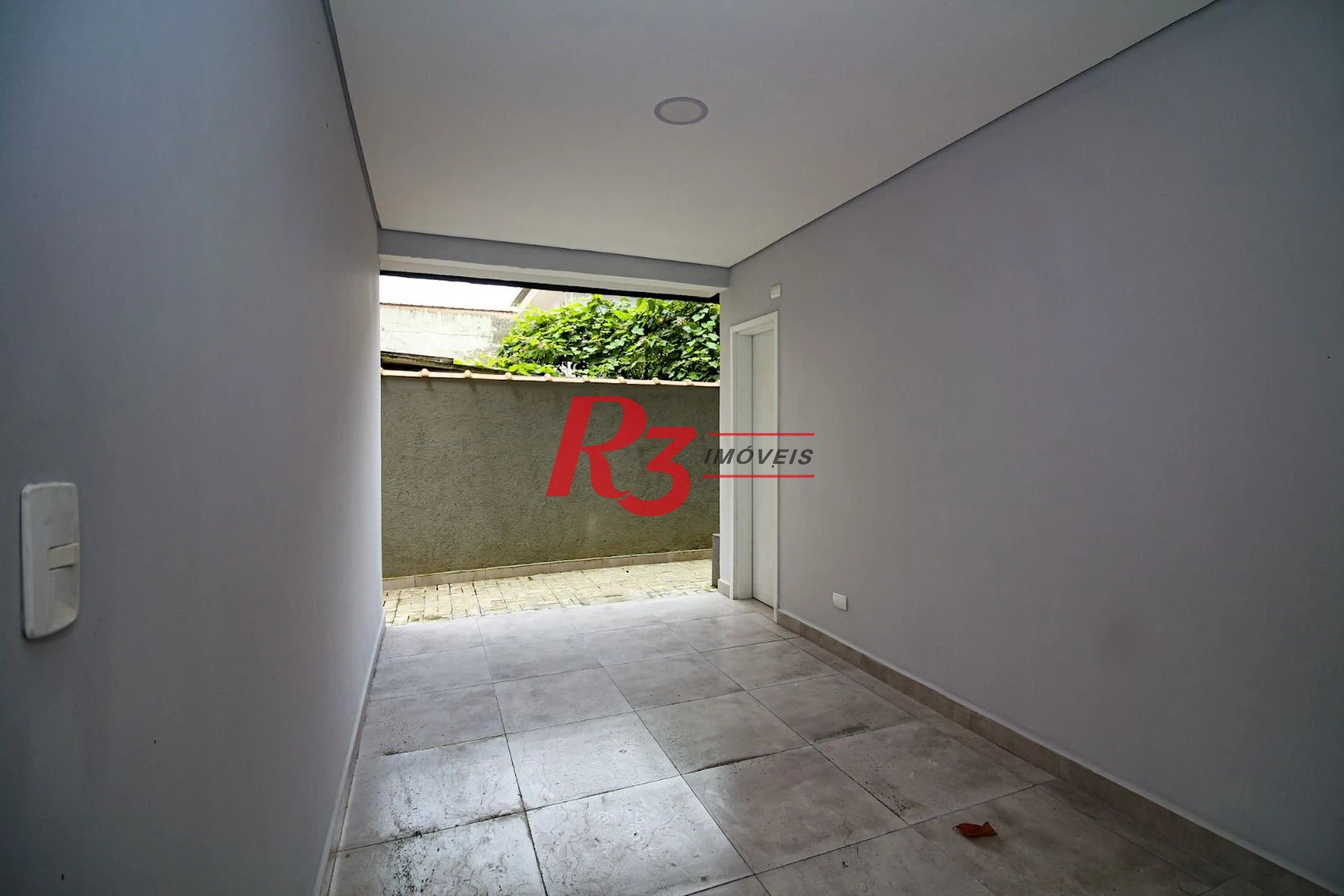 Sobrado com 2 dormitórios, 98 m² - venda por R$ 690.000,00 ou aluguel por R$ 5.500,00/mês - Marapé - Santos/SP