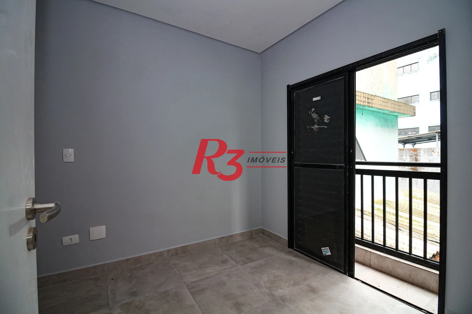 Sobrado com 2 dormitórios, 98 m² - venda por R$ 650.000,00 ou aluguel por R$ 5.000,00/mês - Marapé - Santos/SP