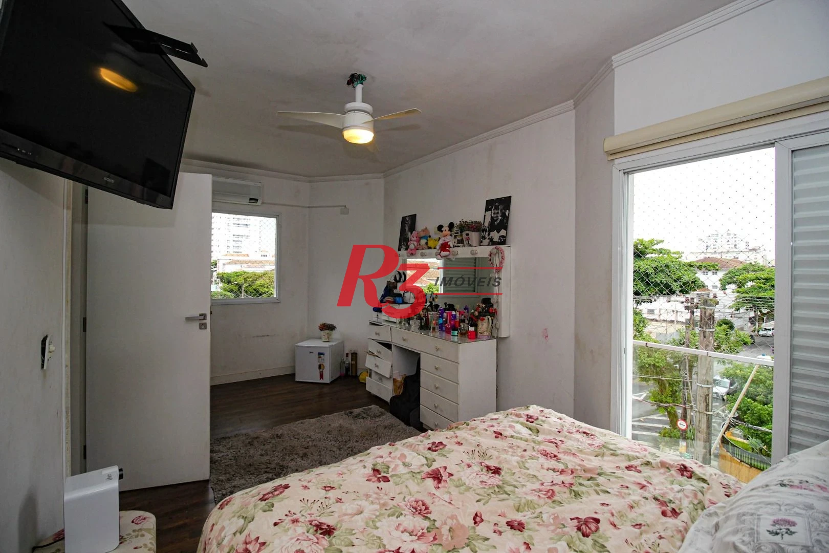Casa com 3 dormitórios à venda, 155 m² por R$ 1.920.000,00 - Embaré - Santos/SP