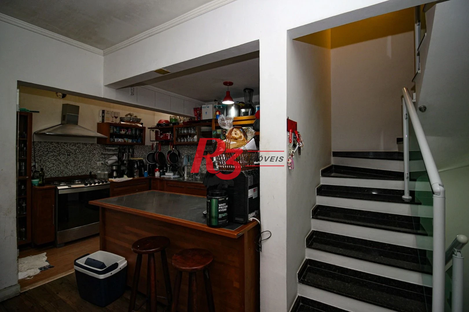 Casa com 3 dormitórios à venda, 155 m² por R$ 1.920.000,00 - Embaré - Santos/SP