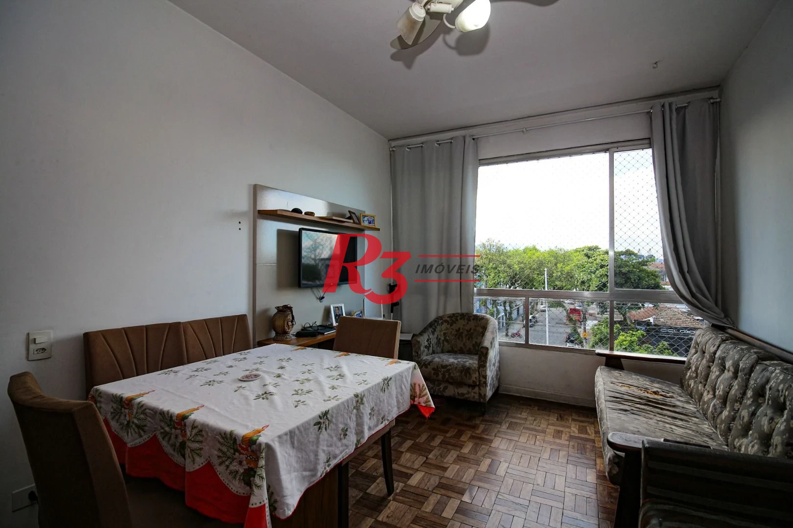 Apartamento com 2 dormitórios à venda, 79 m² por R$ 425.000,00 - Embaré - Santos/SP