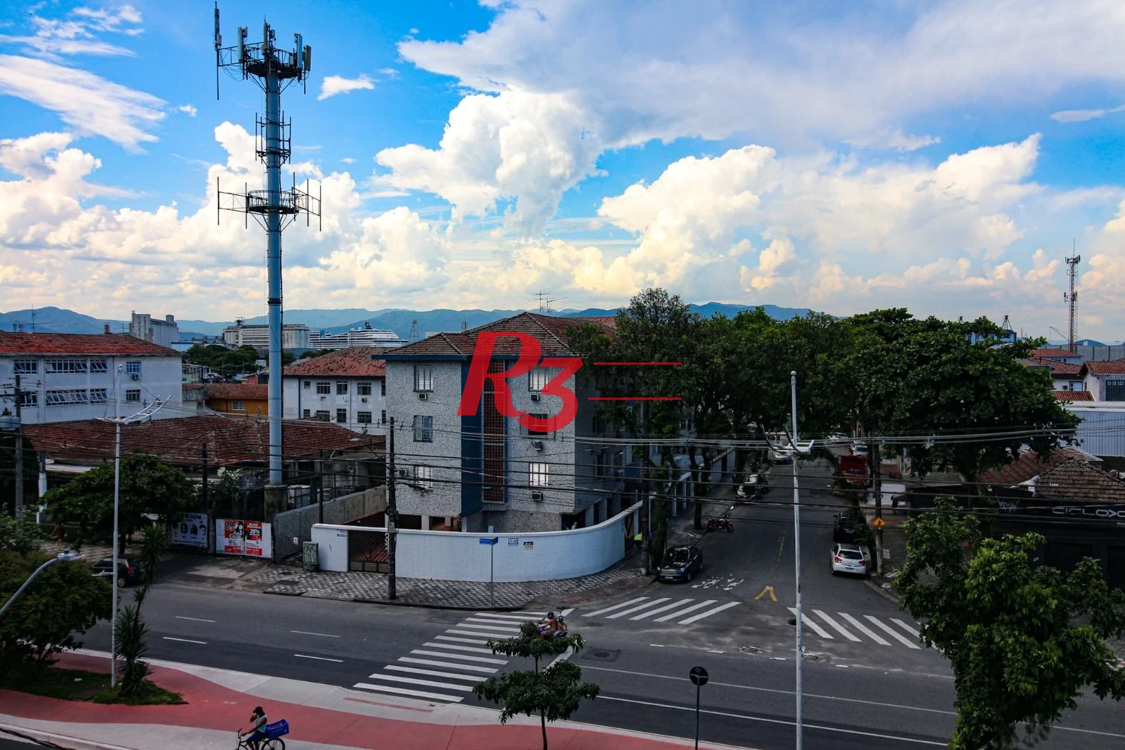 Apartamento com 2 dormitórios à venda, 79 m² por R$ 425.000,00 - Embaré - Santos/SP
