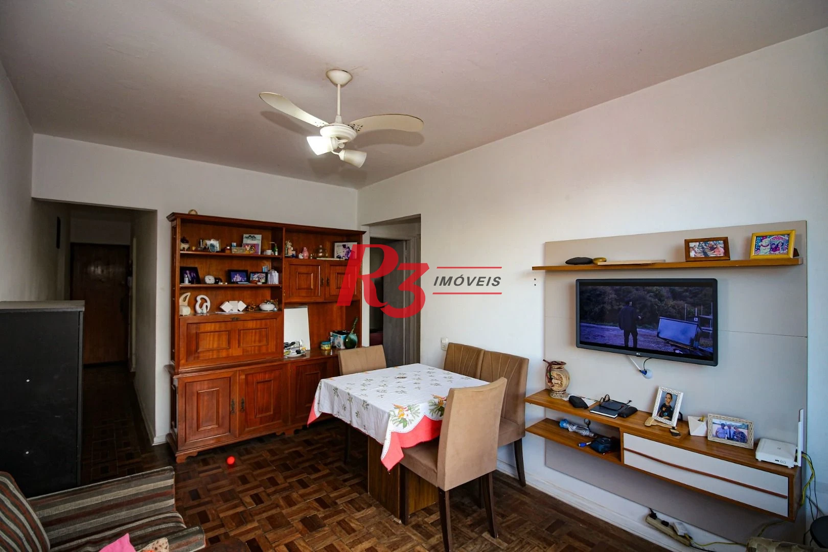 Apartamento com 2 dormitórios à venda, 79 m² por R$ 425.000,00 - Embaré - Santos/SP