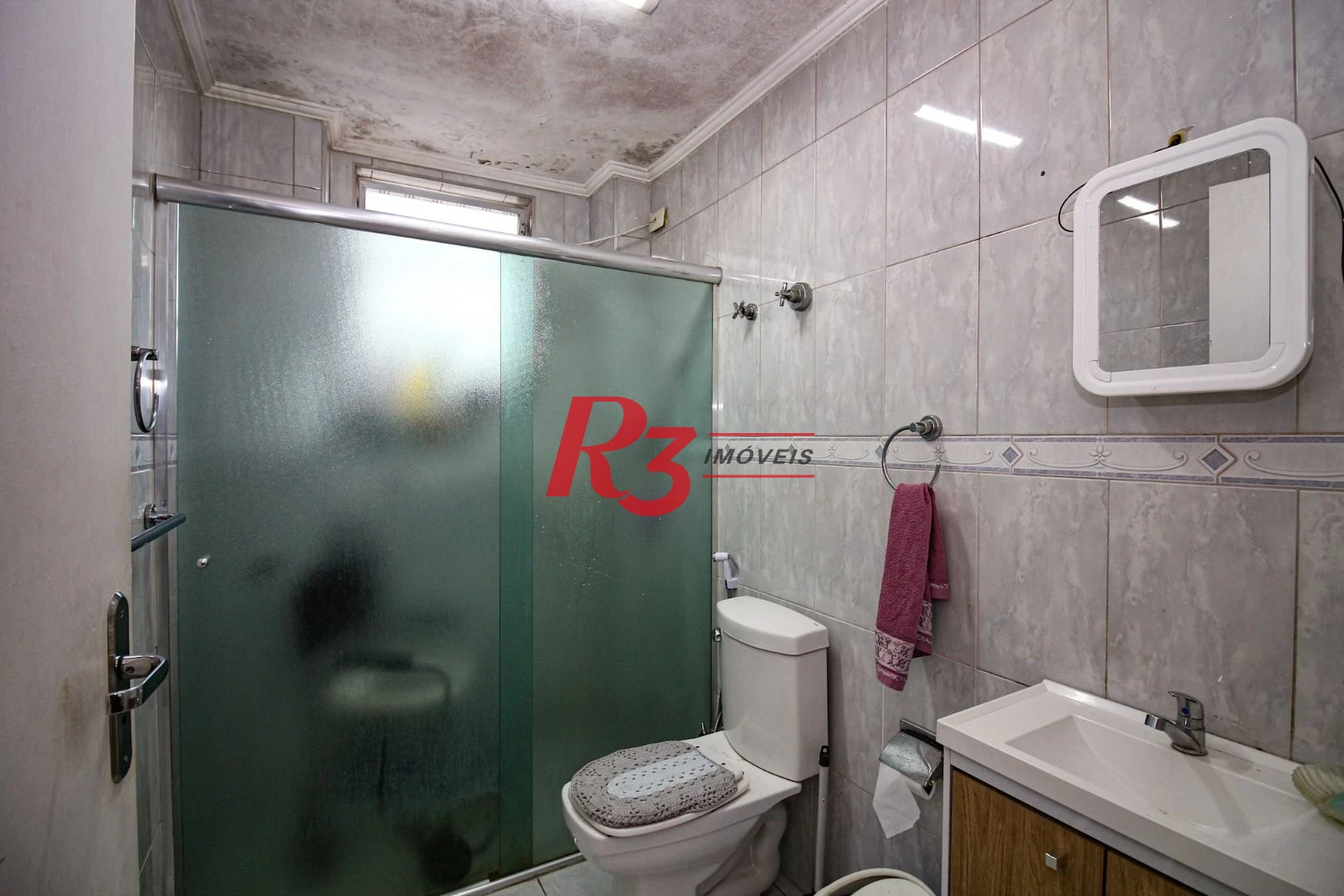 Apartamento com 2 dormitórios à venda, 79 m² por R$ 425.000,00 - Embaré - Santos/SP