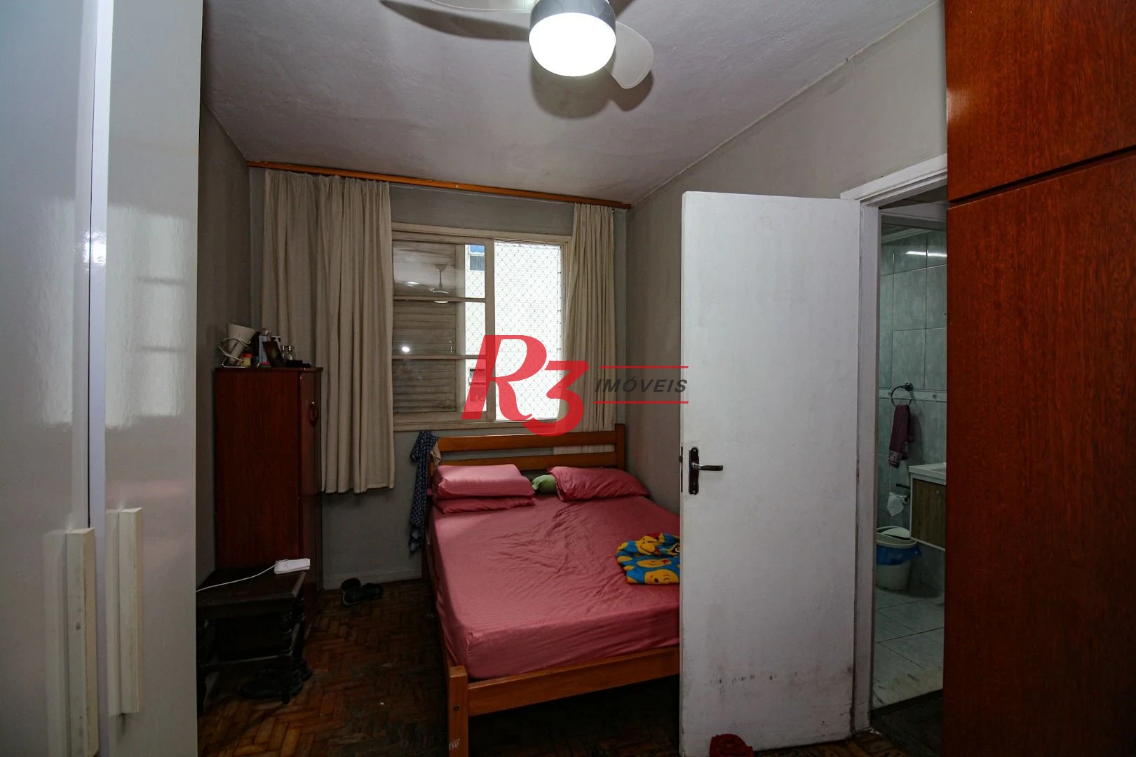 Apartamento com 2 dormitórios à venda, 79 m² por R$ 425.000,00 - Embaré - Santos/SP