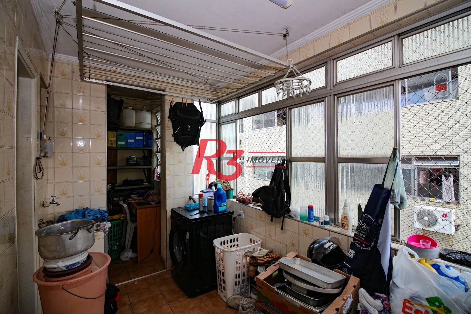 Apartamento com 2 dormitórios à venda, 79 m² por R$ 425.000,00 - Embaré - Santos/SP