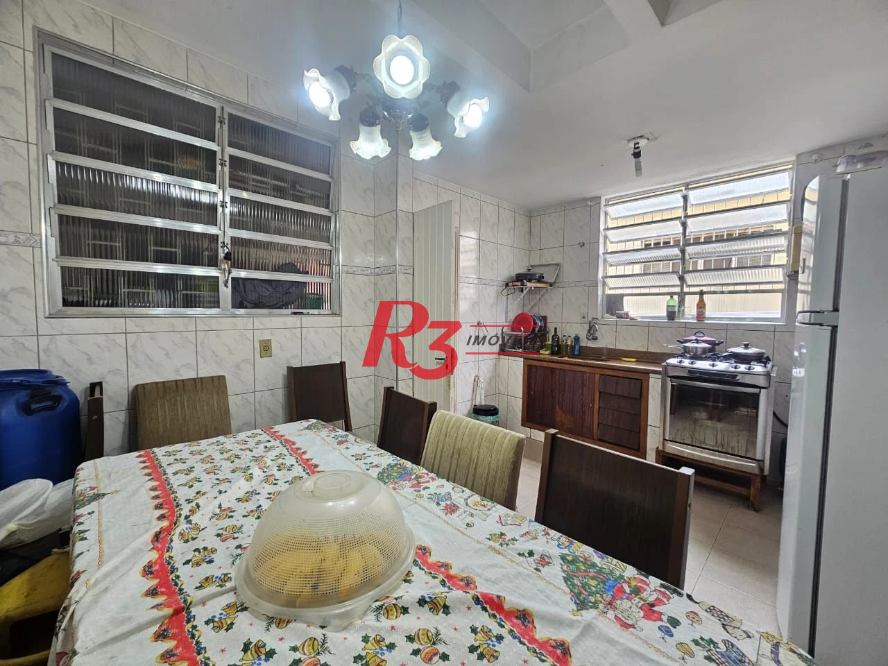 Sobrado com 2 dormitórios à venda, 98 m² por R$ 650.000,00 - Campo Grande - Santos/SP