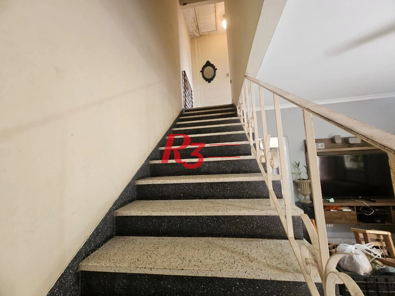 Sobrado com 2 dormitórios à venda, 98 m² por R$ 650.000,00 - Campo Grande - Santos/SP