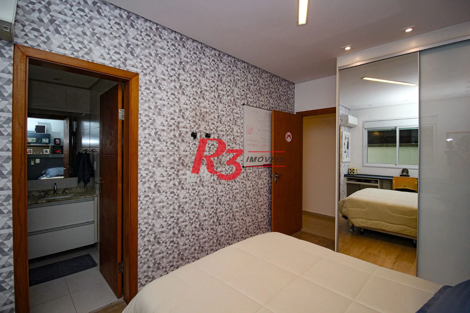 Village à venda, 227 m² por R$ 2.900.000,00 - Ponta da Praia - Santos/SP