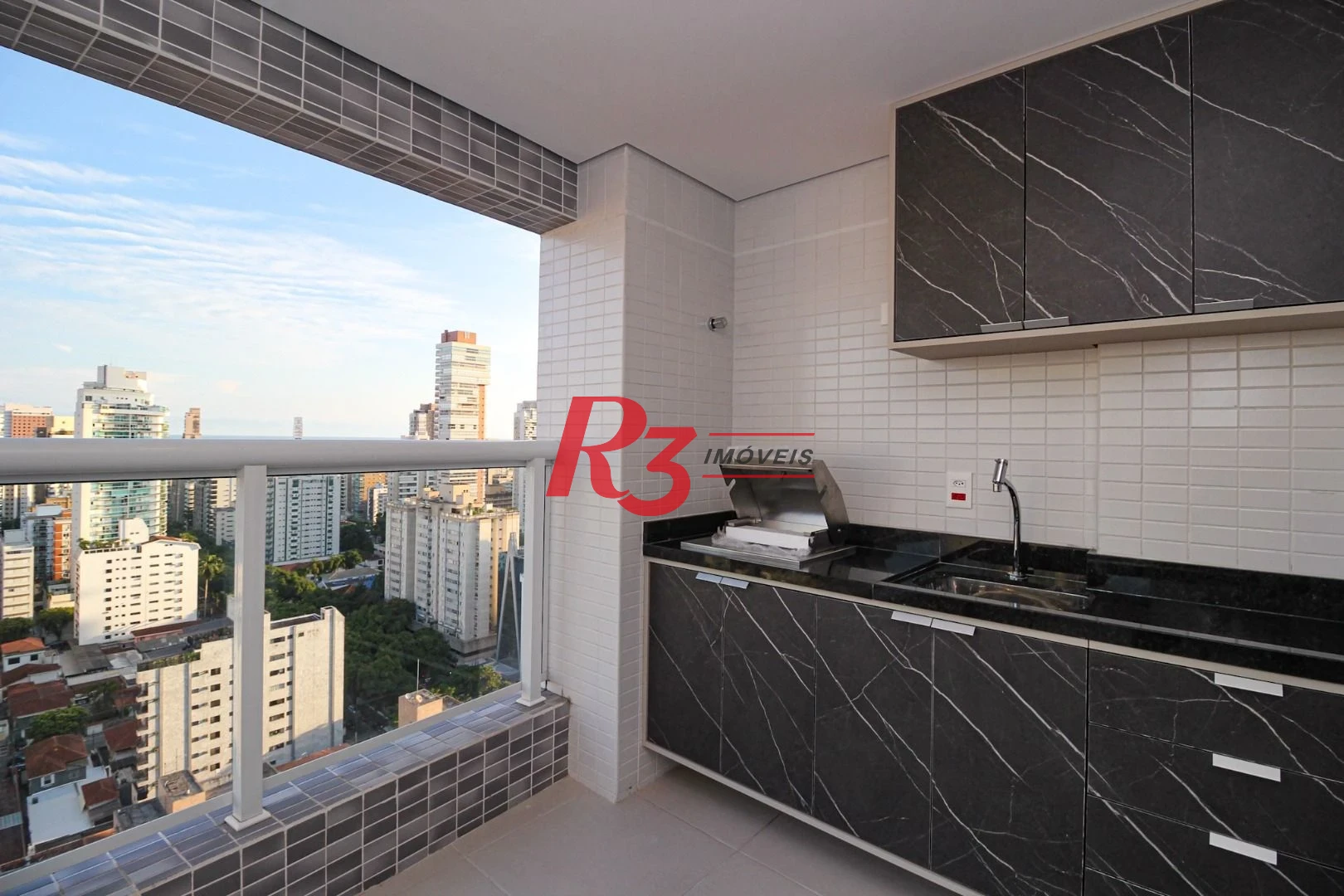 Apartamento com 2 dormitórios para alugar, 65 m² por R$ 6.900,00/mês - Vila Rica - Santos/SP