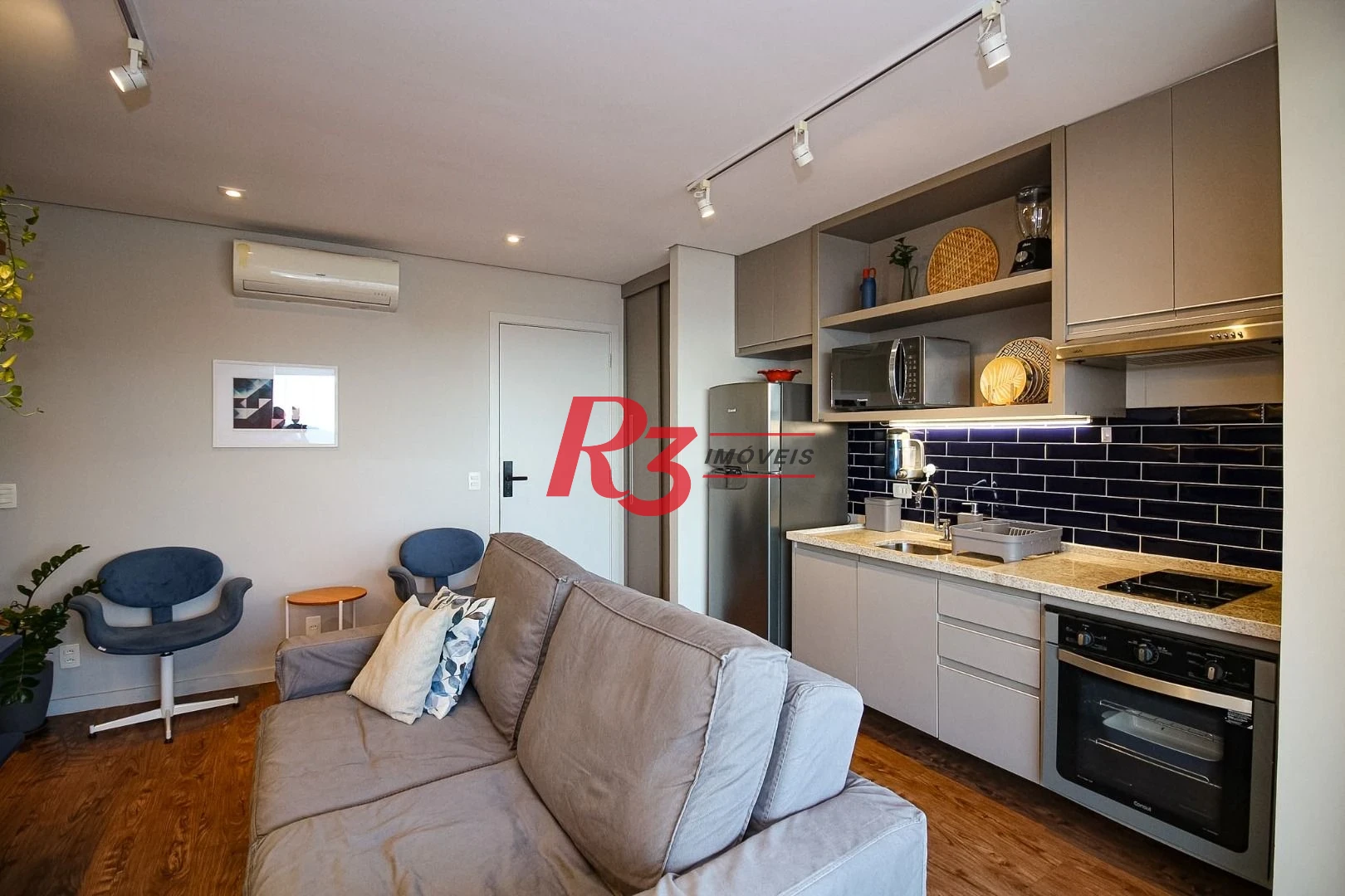 Apartamento com 2 dormitórios à venda, 68 m² por R$ 1.495.000,00 - Pompéia - Santos/SP