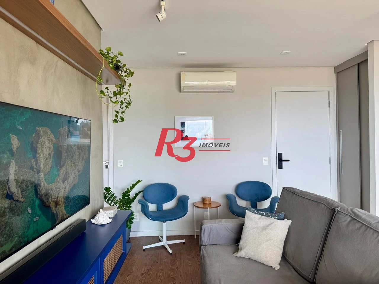Apartamento com 2 dormitórios à venda, 68 m² por R$ 1.495.000,00 - Pompéia - Santos/SP