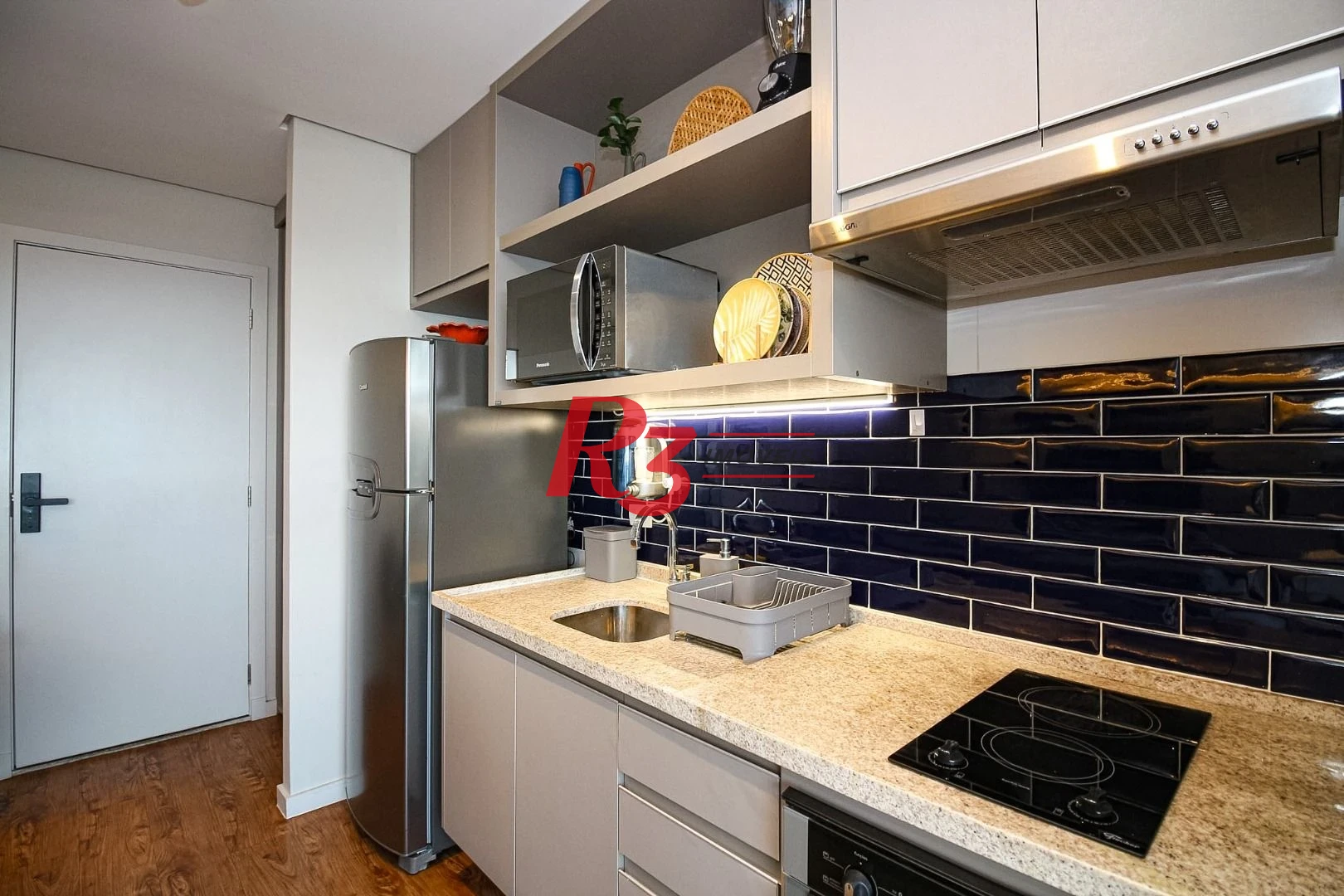 Apartamento com 2 dormitórios à venda, 68 m² por R$ 1.495.000,00 - Pompéia - Santos/SP