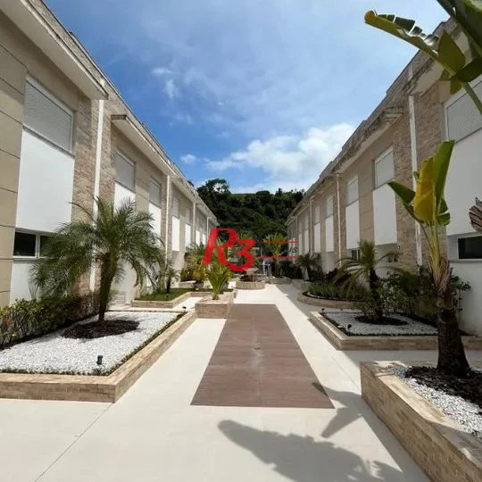 Casa com 4 dormitórios à venda, 350 m² por R$ 1.809.000,00 - Jardim Três Marias - Guarujá/SP