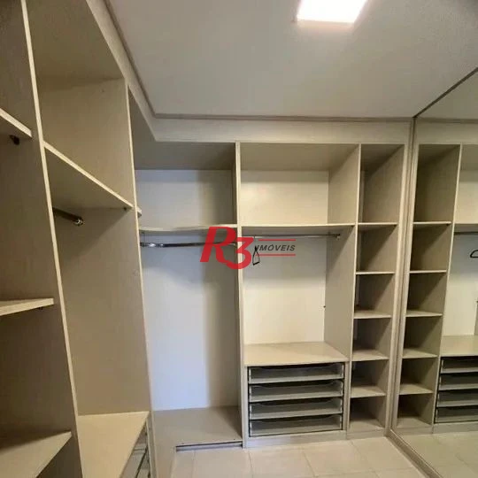 Casa com 4 dormitórios à venda, 350 m² por R$ 1.809.000,00 - Jardim Três Marias - Guarujá/SP