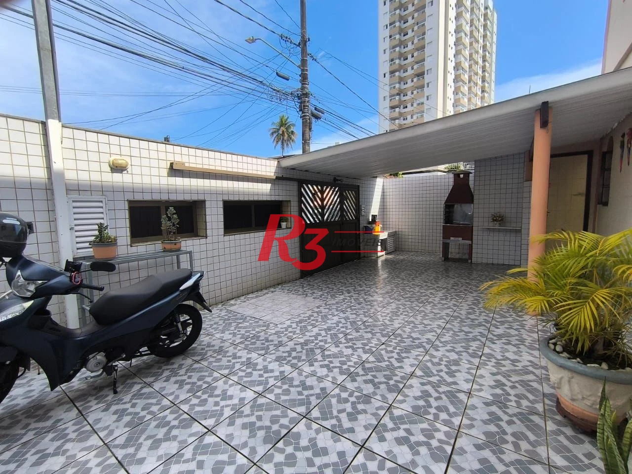 Sobrado com 2 dormitórios à venda, 100 m² por R$ 710.000,00 - Vila Valença - São Vicente/SP