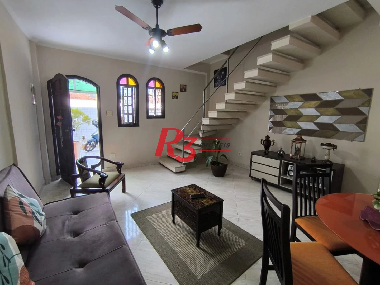 Sobrado com 2 dormitórios à venda, 100 m² por R$ 710.000,00 - Vila Valença - São Vicente/SP